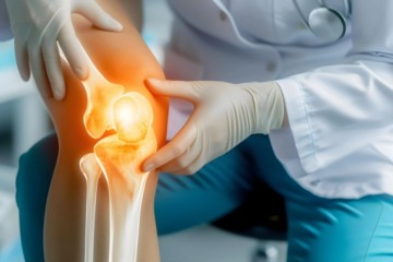 從腰斬到暴漲，2025骨科“深蹲起立”